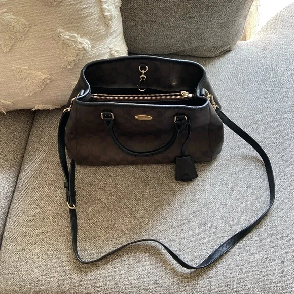 Coach Tote - Picture 7 of 9